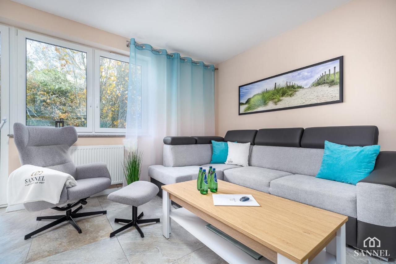 Apartament Lazure Przy Lesie-Sloneczne Tarasy Dziwnowek-Sannel Apartments For Rent エクステリア 写真