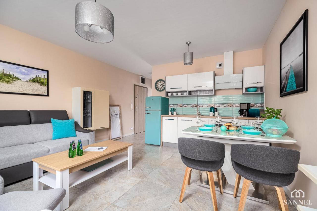 Apartament Lazure Przy Lesie-Sloneczne Tarasy Dziwnowek-Sannel Apartments For Rent エクステリア 写真