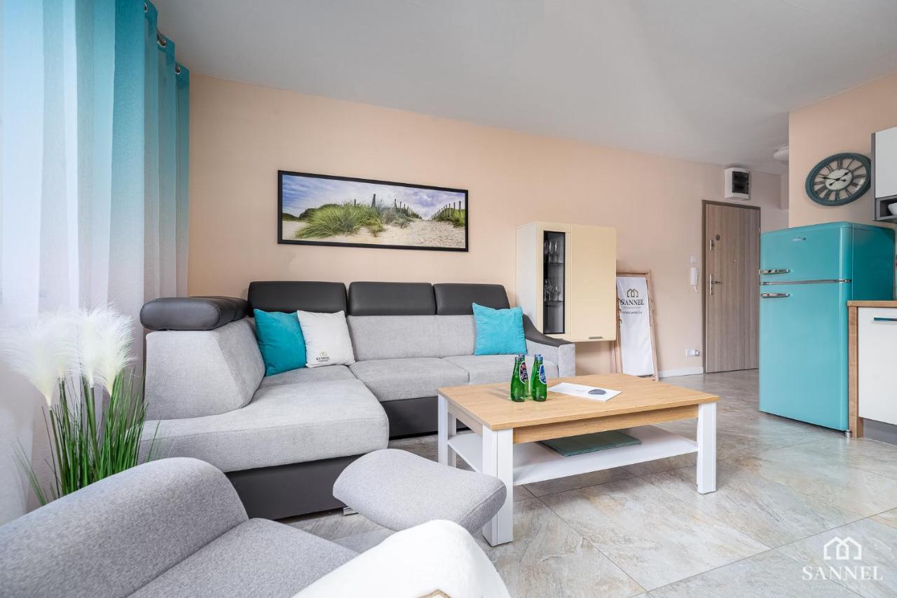 Apartament Lazure Przy Lesie-Sloneczne Tarasy Dziwnowek-Sannel Apartments For Rent エクステリア 写真