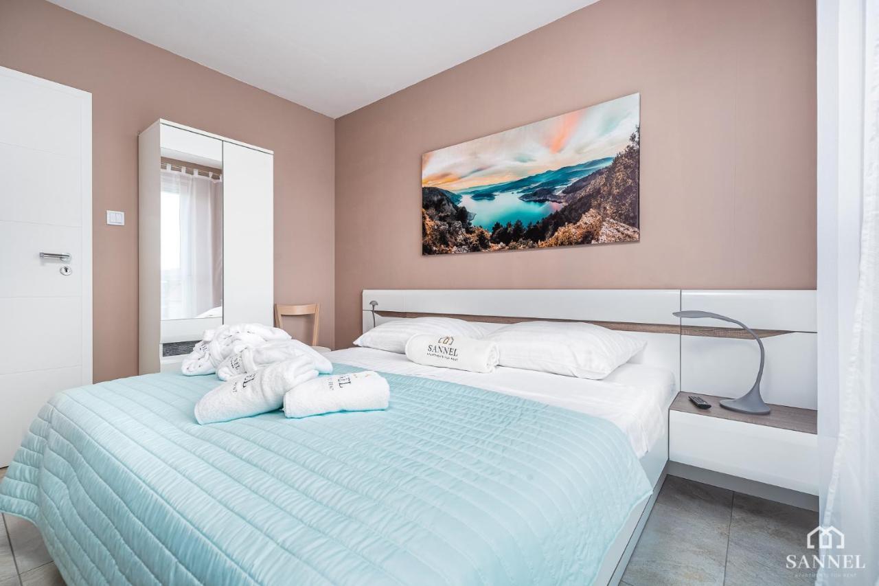 Apartament Lazure Przy Lesie-Sloneczne Tarasy Dziwnowek-Sannel Apartments For Rent エクステリア 写真