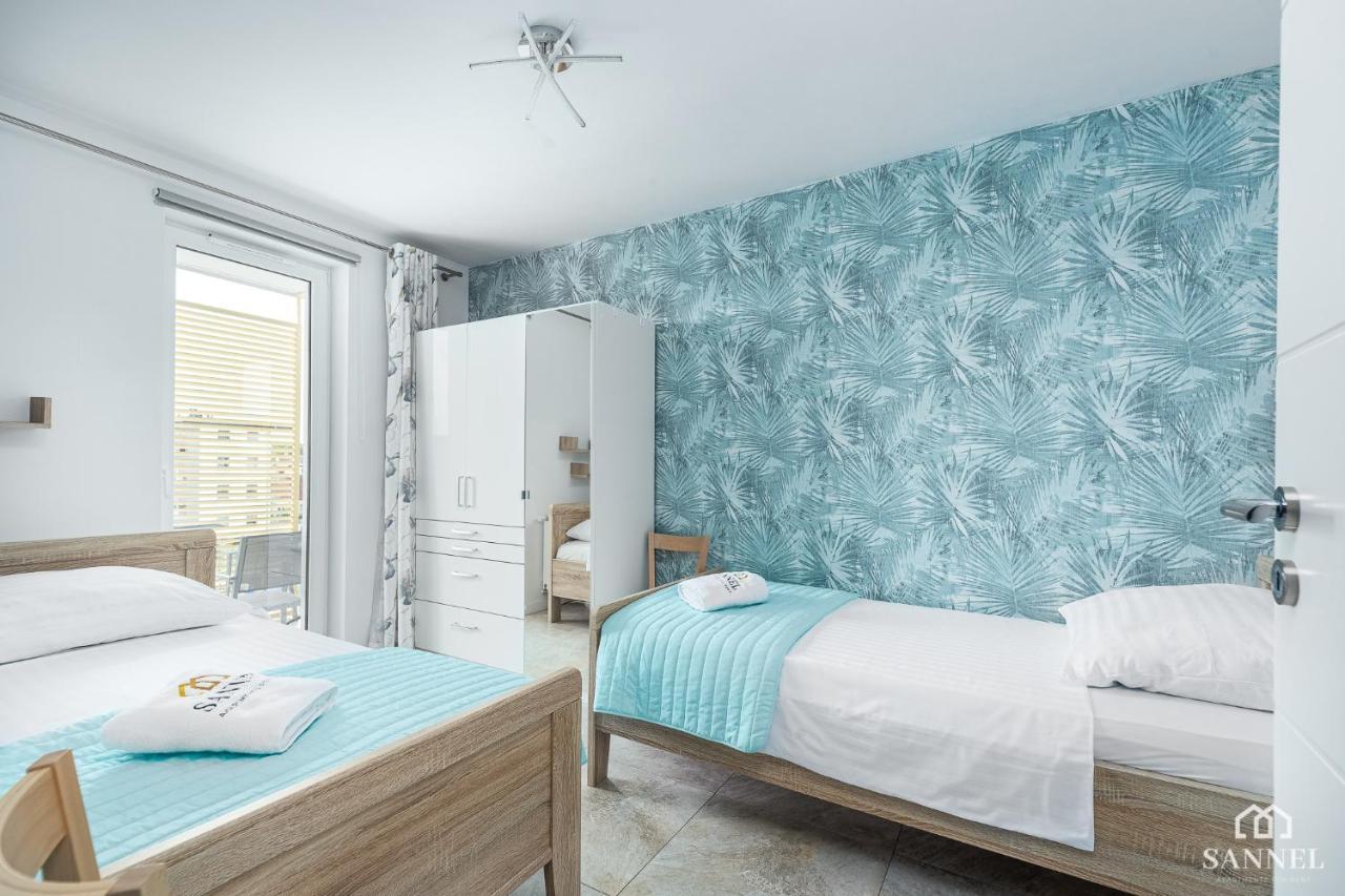 Apartament Lazure Przy Lesie-Sloneczne Tarasy Dziwnowek-Sannel Apartments For Rent エクステリア 写真