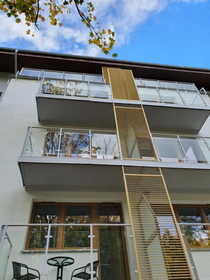 Apartament Lazure Przy Lesie-Sloneczne Tarasy Dziwnowek-Sannel Apartments For Rent エクステリア 写真